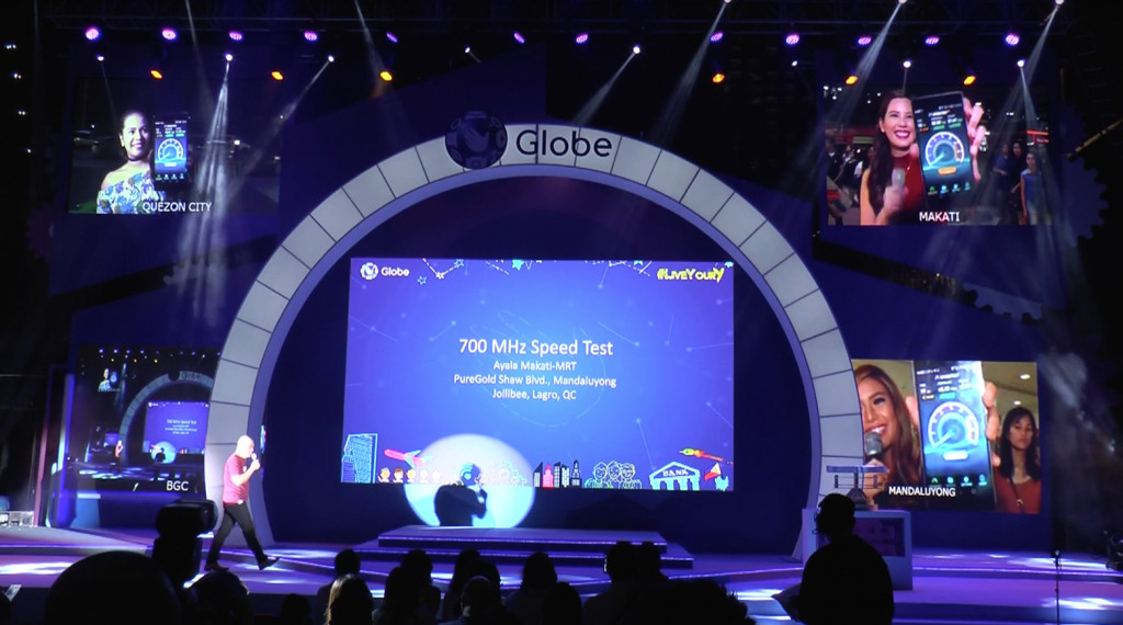 Mr. Cu held a live demonstration of Globe's faster mobile data speed using the freshly acquired 700MHz band, with live speed tests performed from locations in Quezon City, Makati and Mandaluyong.