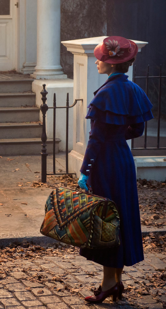 emily-blunt-mary-poppins