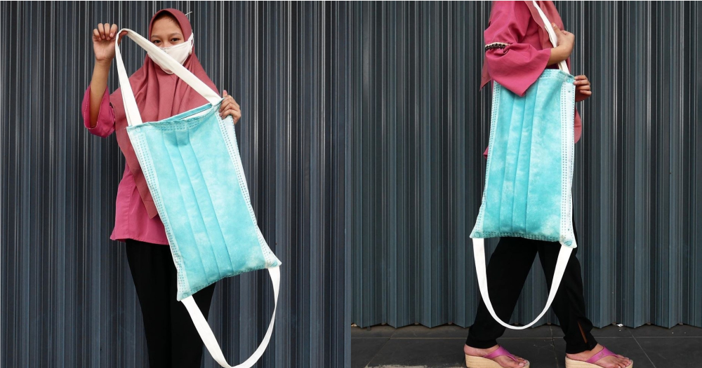 Complete your everyday #ootd with this huge ‘surgical tote bag’