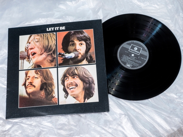 20200922 Beatles 'Let It Be' book