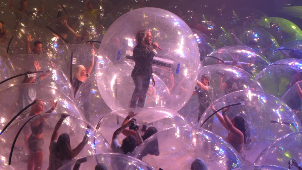 bubble concert in a pandemic