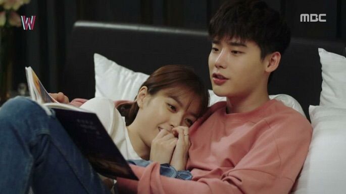 Korean artist Puuung’s bestselling series ‘Love is’ depict what genuine love looks like
