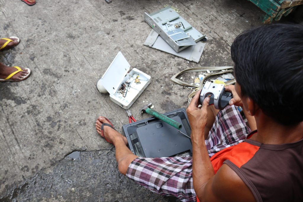 Informal E-waste Processing in Tondo