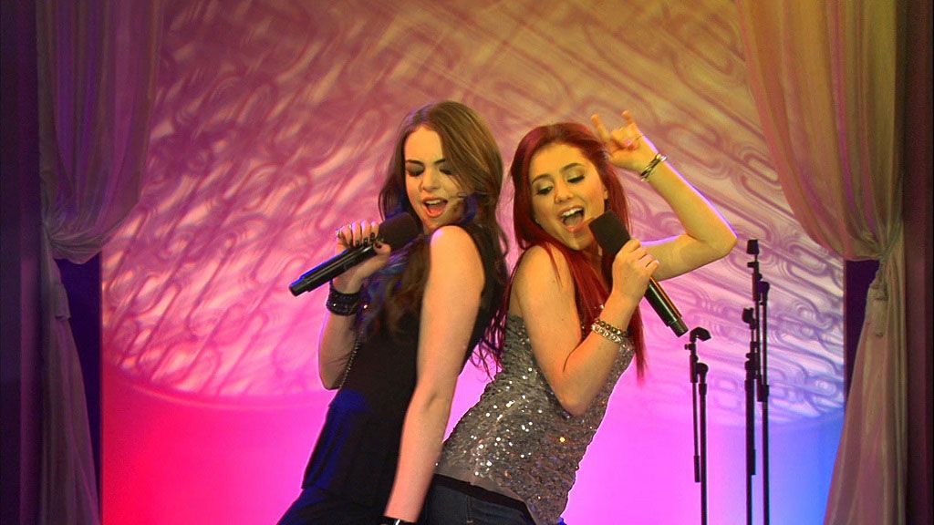 Not lip-syncing? Grande and Gillies sing live in clip of ‘Victorious’ shoot