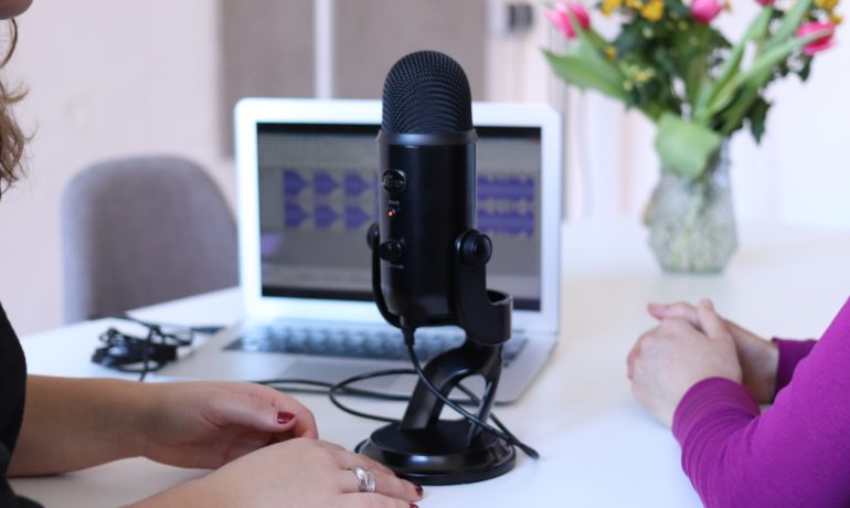 podcasts, podcasting, tips on how to become an effective podcast host, podcasting tips