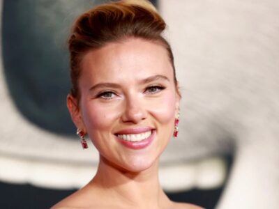 Scarlett Johansson continues to do without social media, for a good reason