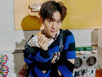 EXO’s Baekhyun denies wanting to profit by selling socks to fans