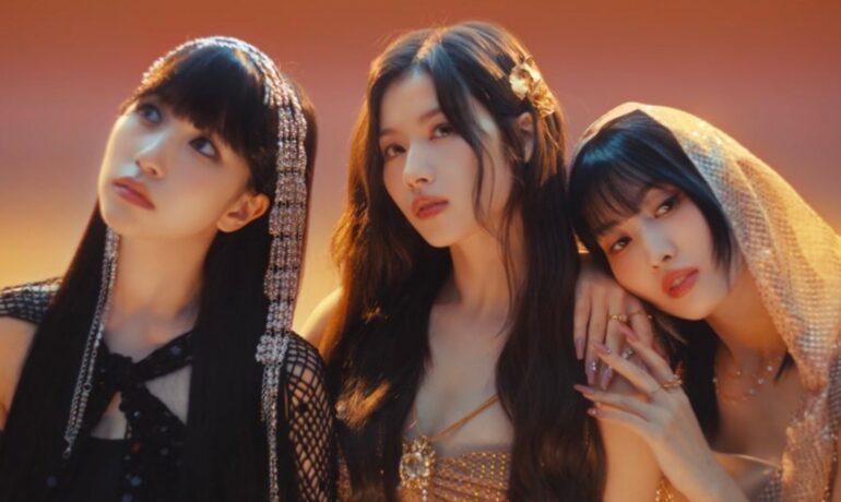 MiSaMo are masterpieces in artful “Do not touch” music video pop inqpop