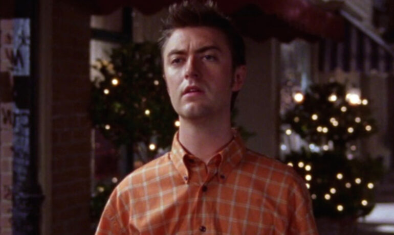 Sean Gunn protests on AMPTP for getting ‘almost none’ of Gilmore Girls’ streaming revenue pop inqpop