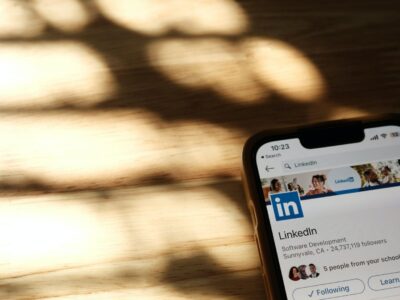 Gen Z is turning LinkedIn into a Dating application, because why not