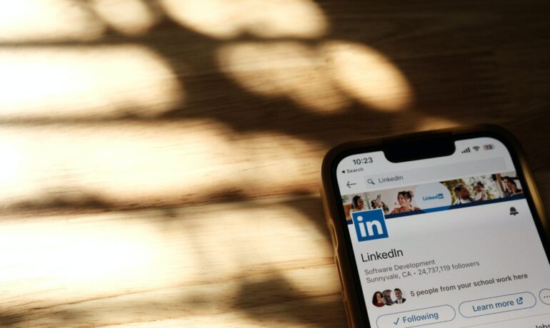 Gen Z Turns LinkedIn into a Dating application pop inqpop