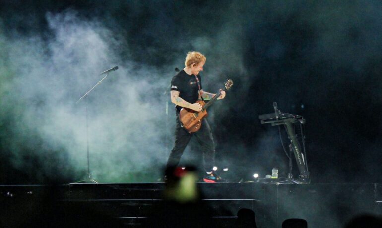 Ed Sheeran makes a 'perfect' comeback in Manila with 'Mathematics Tour' pop inqpop