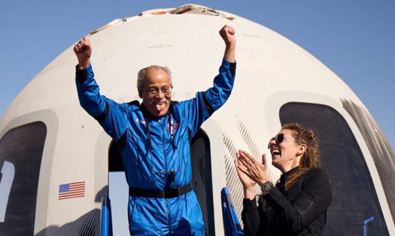 90-year-old black astronaut becomes the oldest man to travel to space