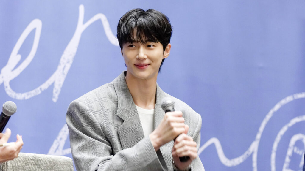 Byeon Woo-seok 