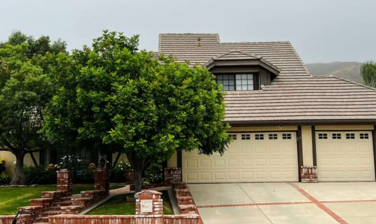 'Creepy' Poltergeist house listed for sale after 45 years—ghosts not included