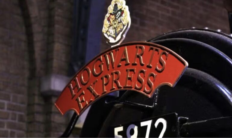 Harry Potter fans displeased after King’s Cross station fails to celebrate ‘Back to Hogwarts’