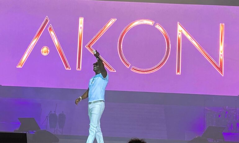 AKON's The Superfan Tour delivers world-class performances and Filipino pride in Manila