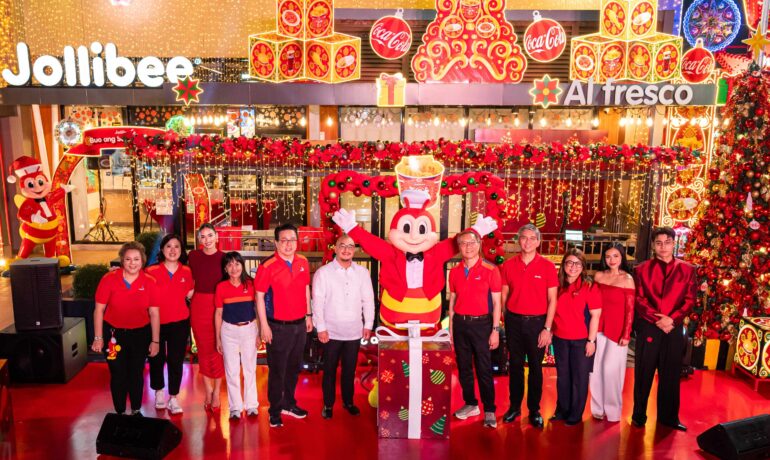 Jollibee’s Joyful Christmas Stores are back to spark joy this season!