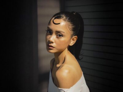 Ylona Garcia reclaims her story through ‘ylona, so far. (live)’